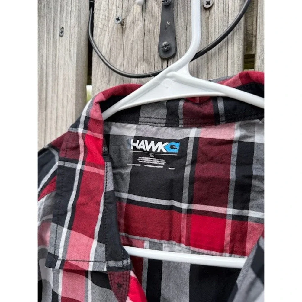 Tony Hawk Boys XL Red Black White Plaid Long Sleeve Button‎ Down Flannel Shirt